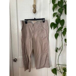 LEE women’s size 10 medium khaki pants